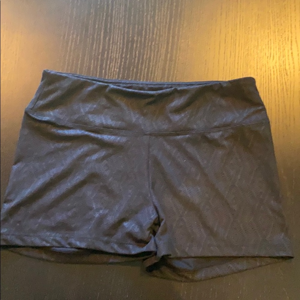 Balance collection black bike short medium
